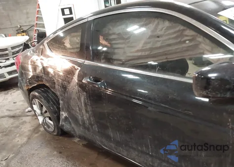 2011 Honda Accord 2.4 Ex-L z USA, uszkodzony, nr VIN 1HGCS1B80BA004208